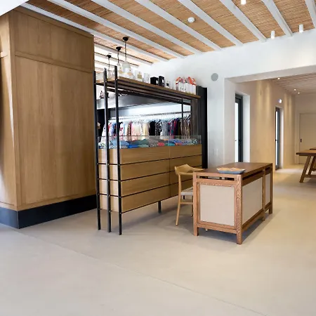 Branco Mykonos 5*