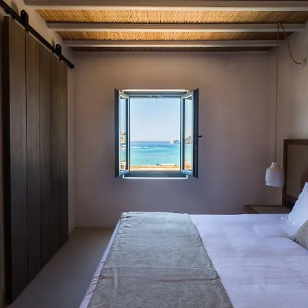 Branco Mykonos Platis Yialos